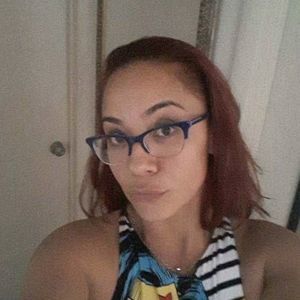 Meet your Posher, Karoll